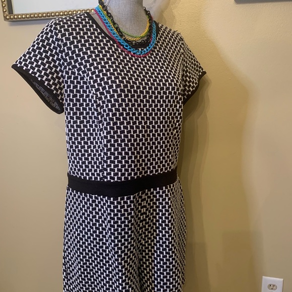 Forever 21 Plus Size Rumper - Picture 5 of 7